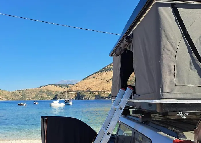Lüks kamp alanı 4x4 Rooftent Camper Offroad Tiran